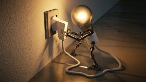 růměrná) cena 1 kWh elektřiny